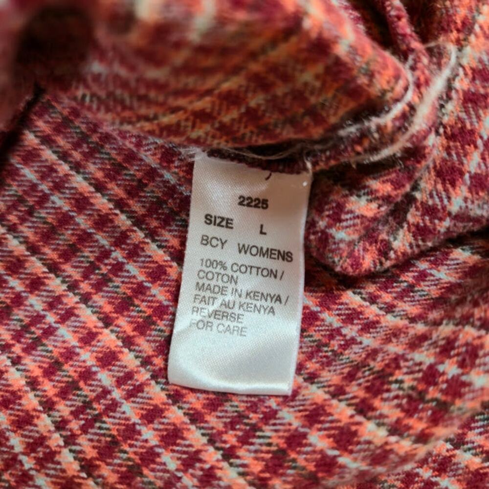 Woolrich Womens Flannel Button Up Shirt Size Large Red Plaid Pockets Cozy - Picture 6 of 7